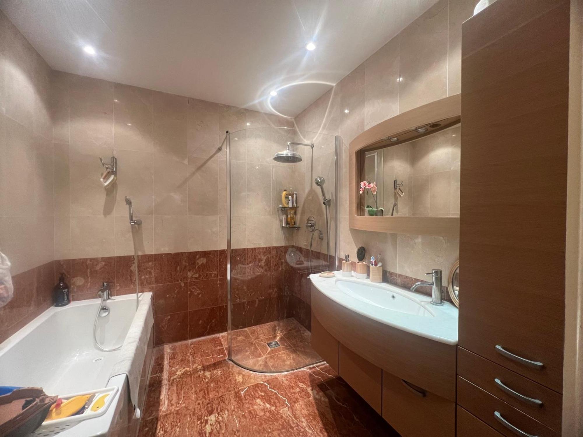 Appartement Nice Centre Vue Mer Avec Piscine Pour Famille, Couple D'Amis Pas De Groupes De Jeunes Autorises Exteriör bild